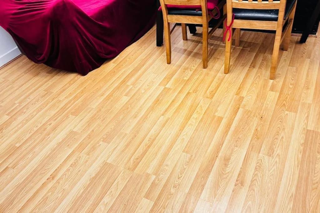 3 Bed House East London Home Екстериор снимка